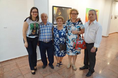 Antonia Blanco junto a su familia el día de la inauguración